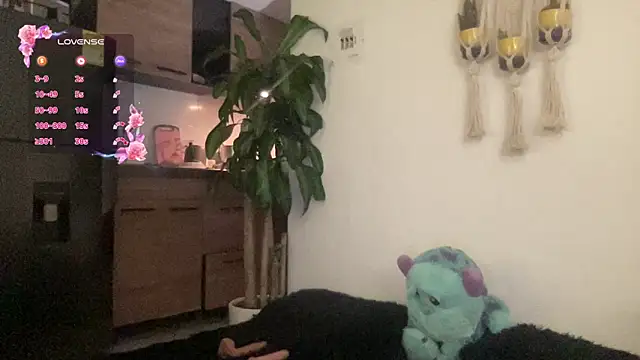 Snapshot of isa_fox_23 chatting on April 1, 2026, 11:34 pm isa fox 23 online show from April 1, 2026, 11:34 pm