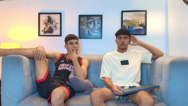 Snapshot of DIAMOND_BLACKS chatting on February 8, 2026, 7:28 am DIAMOND BLACKS online show from February 8, 2026, 7:28 am