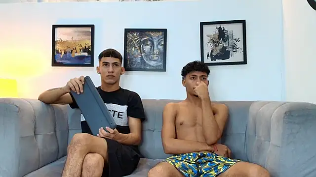 Snapshot of DIAMOND_BLACKS chatting on March 1, 2026, 7:41 am DIAMOND BLACKS online show from March 1, 2026, 7:41 am