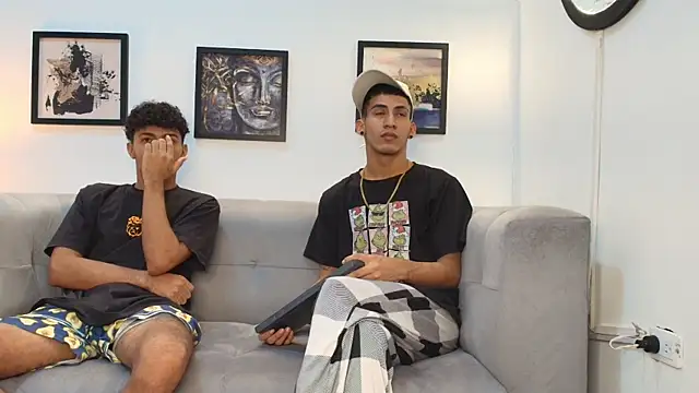 Snapshot of DIAMOND_BLACKS chatting on January 16, 2026, 7:23 am DIAMOND BLACKS online show from January 16, 2026, 7:23 am