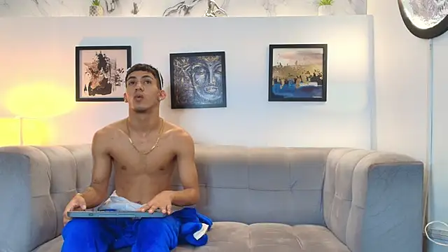 Snapshot of DIAMOND_BLACKS chatting on February 7, 2026, 7:27 am DIAMOND BLACKS online show from February 7, 2026, 7:27 am