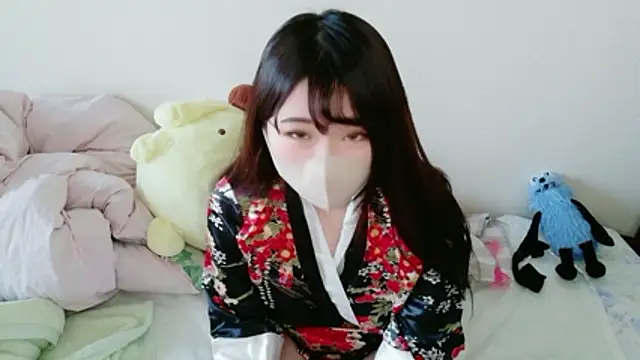 Snapshot of meromerona chatting on February 13, 2026, 3:17 am meromerona online show from February 13, 2026, 3:17 am