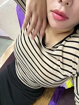 lavi-cute online show from May 30, 2026, 7:30 pm