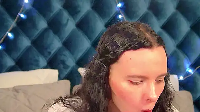 ArinaKubrick online show from January 9, 2026, 4:14 pm