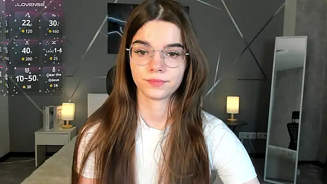 miss  evelyne online show from February 4, 2026, 1:22 am