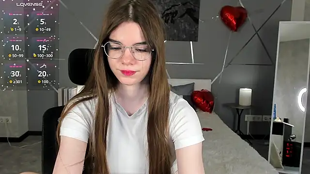 miss  evelyne online show from March 10, 2026, 7:34 am