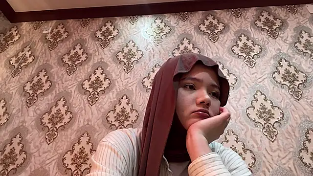 Snapshot of Katepleaurxo chatting on February 23, 2026, 5:19 am Katepleaurxo online show from February 23, 2026, 5:19 am