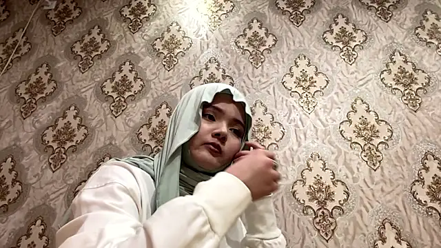 Snapshot of Katepleaurxo chatting on February 11, 2026, 10:37 am Katepleaurxo online show from February 11, 2026, 10:37 am