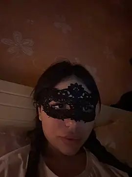 SilkyMira online show from March 24, 2026, 9:04 pm