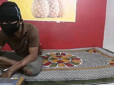 Snapshot of Lovelycouple25 chatting on February 28, 2026, 6:13 am Lovelycouple25 online show from February 28, 2026, 6:13 am