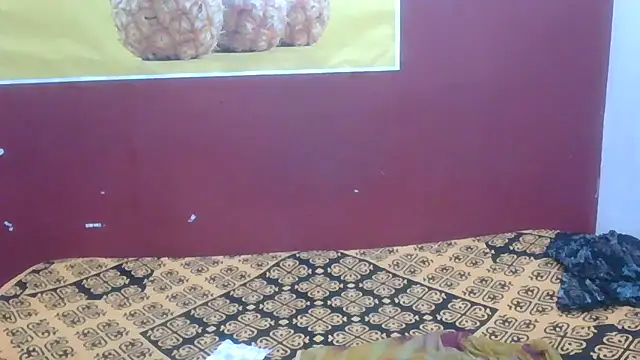 Lovelycouple25 online show from July 8, 2026, 5:52 am