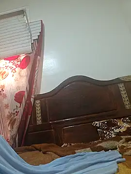 katiyvy online show from April 4, 2026, 1:17 pm