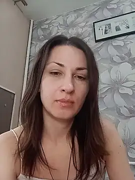 nika smily online show from March 26, 2026, 7:06 am