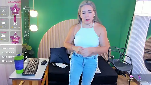 dahianeconnor online show from May 16, 2026, 11:42 am
