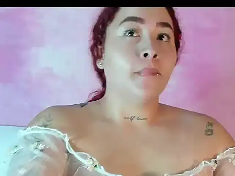 Ayla-marttinez online show from January 19, 2026, 1:53 am