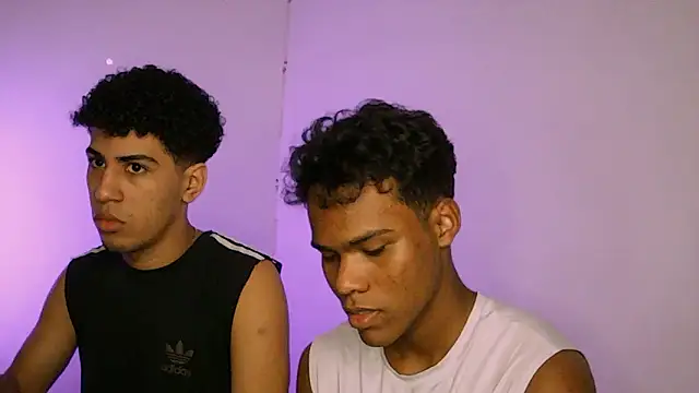 Snapshot of black_men9 chatting on February 2, 2026, 4:44 am black men9 online show from February 2, 2026, 4:44 am