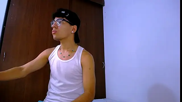 black men9 online show from January 12, 2026, 5:25 am