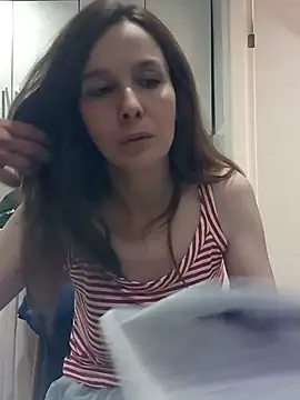 Atwsliiikizilll online show from July 14, 2026, 8:19 am
