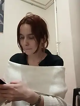 Atwsliiikizilll online show from January 14, 2026, 9:40 pm