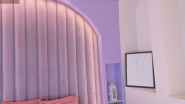 Miia Anderson online show from March 31, 2026, 11:56 am