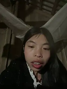 Snapshot of lux-su chatting on January 14, 2026, 4:21 pm lux-su online show from January 14, 2026, 4:21 pm