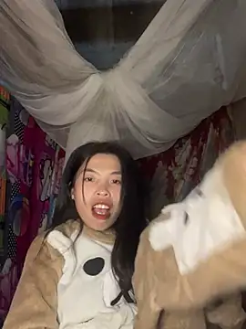 lux-su online show from February 2, 2026, 4:50 pm