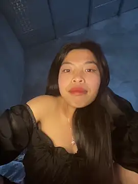 lux-su online show from March 23, 2026, 2:55 am