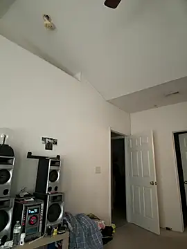 faces818 online show from March 10, 2026, 4:33 pm