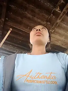 baby8822 online show from December 21, 2025, 2:03 am