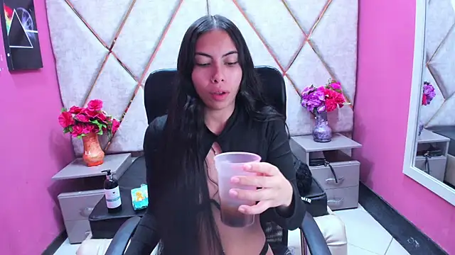 Alana Hotterr online show from January 16, 2026, 5:33 am