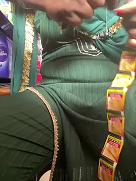 cute mahi001 online show from July 9, 2026, 4:46 am