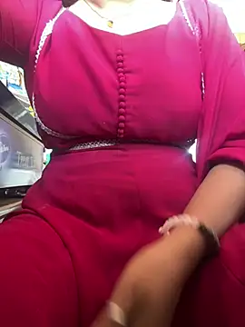 cute mahi001 online show from June 23, 2026, 5:05 am