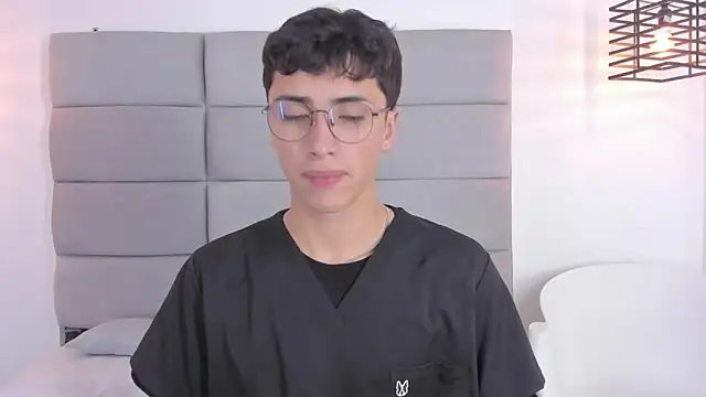 JoshClaarktt online show from February 3, 2026, 3:37 am