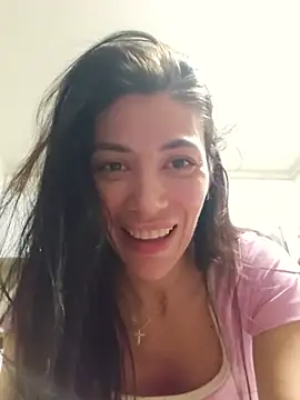 Leena C online show from June 3, 2026, 6:23 pm