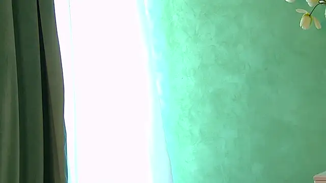 EllaAzianaa online show from March 8, 2026, 6:49 am