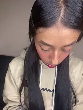 FOXXX BABY online show from March 5, 2026, 4:31 am