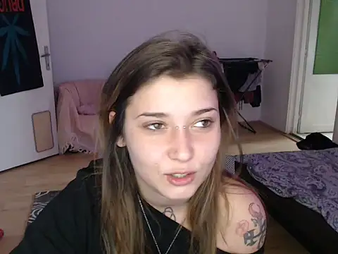 AlienforTwenty online show from December 23, 2025, 10:14 am