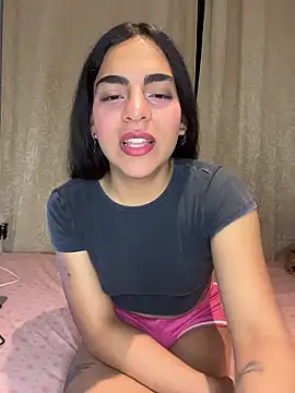 ketty hott online show from January 14, 2026, 3:21 am