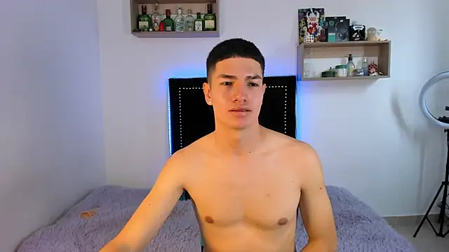 Nico Nocturne online show from January 5, 2026, 5:27 pm