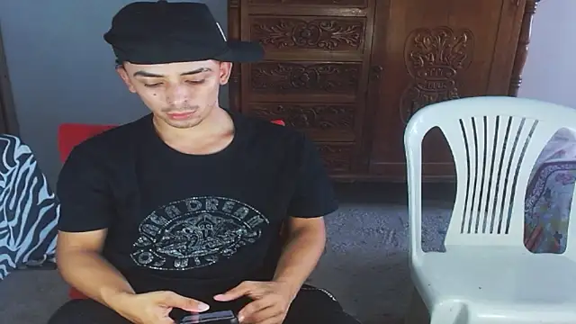 jamess 0 online show from February 11, 2026, 4:07 pm