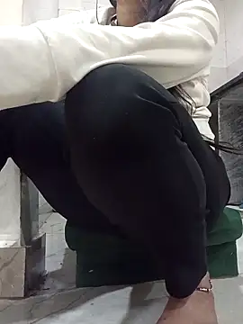 Barbie-Doll7 online show from February 7, 2026, 4:59 pm