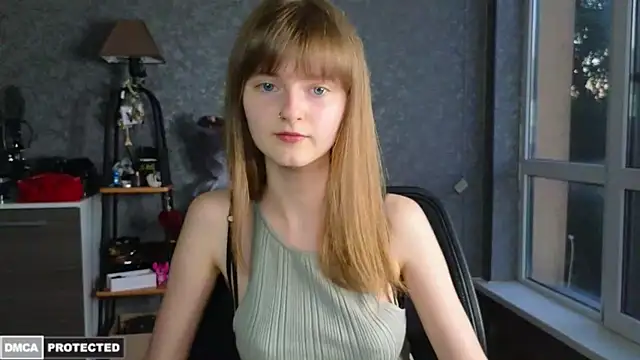 Miss Alisa  online show from June 20, 2026, 6:02 pm