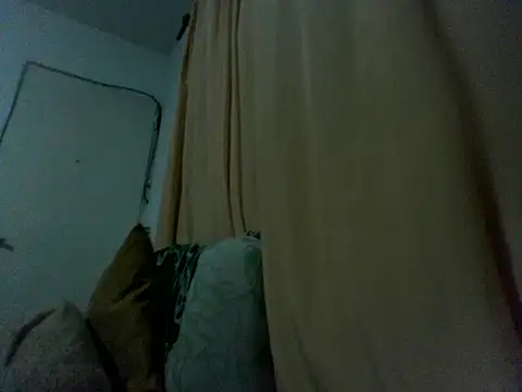 Snapshot of luluclark69 chatting on June 12, 2026, 11:35 pm luluclark69 online show from June 12, 2026, 11:35 pm