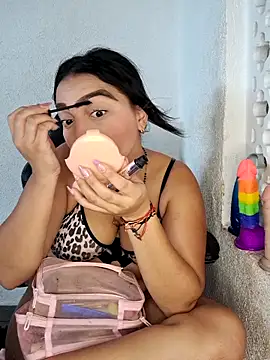 Mia em online show from March 4, 2026, 6:37 pm