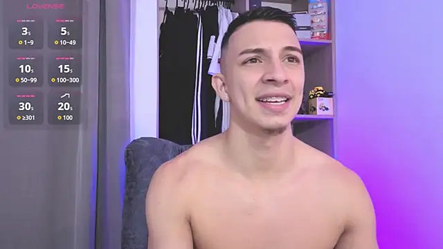 Samuel up01 online show from April 19, 2026, 7:09 am