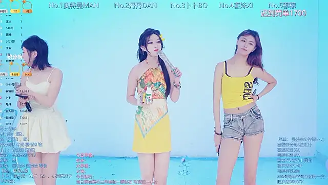 Luckygirls-339 online show from March 27, 2026, 10:54 pm