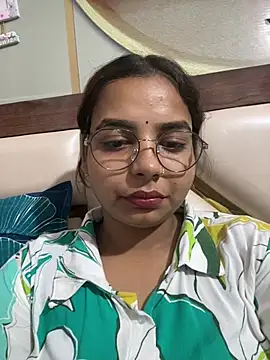 Himani 0122 online show from June 29, 2026, 10:48 am