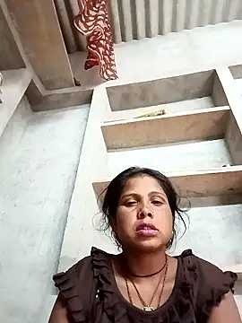 Shreya pandit online show from March 29, 2026, 1:07 am