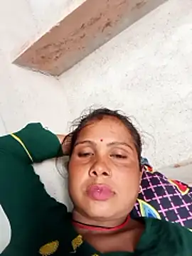 Shreya pandit online show from February 15, 2026, 7:51 am