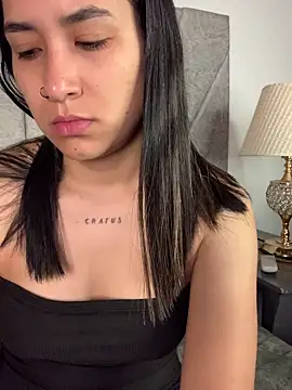 Snapshot of Val12777 chatting on April 5, 2026, 12:01 pm Val12777 online show from April 5, 2026, 12:01 pm